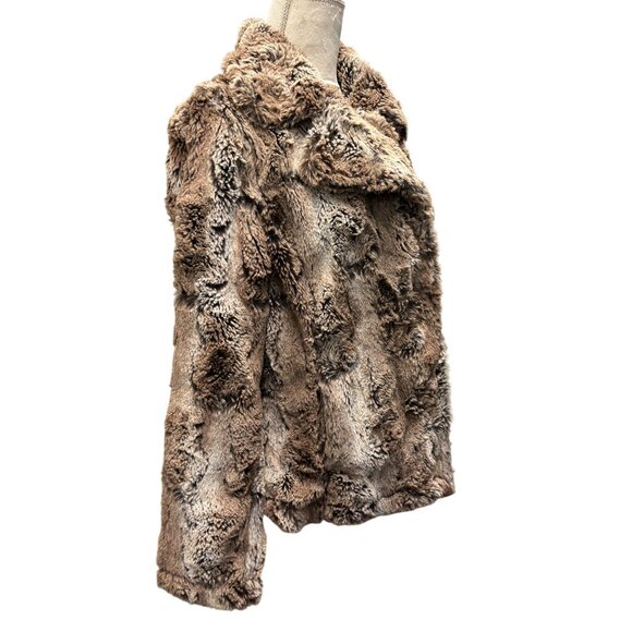 True Grit Dylan Faux Fur Button Front Jacket In Brown & Cream Tones - Picture 3 of 8